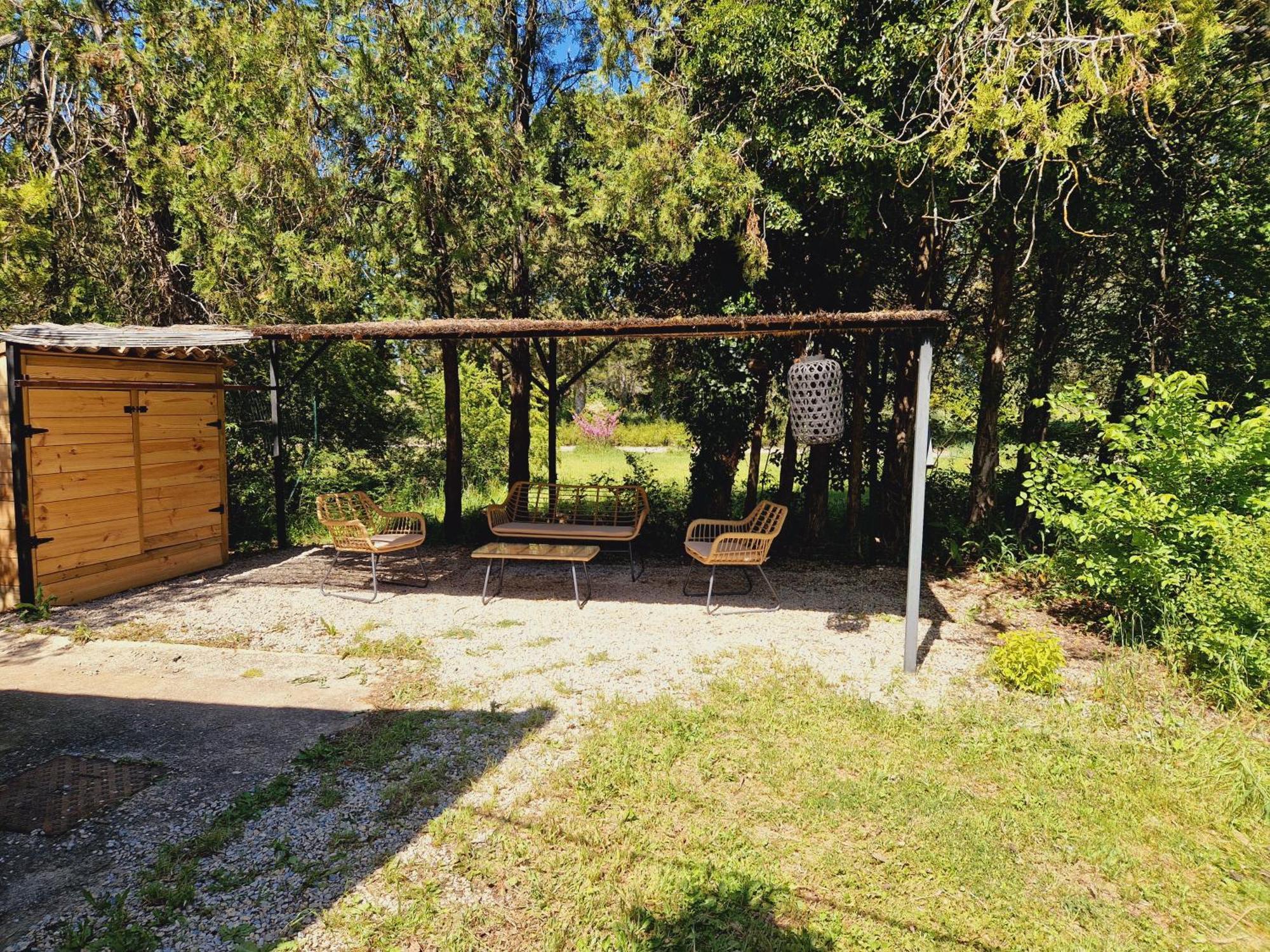 Eygalières Mas Du Rollier Chambres D'Hotes מראה חיצוני תמונה